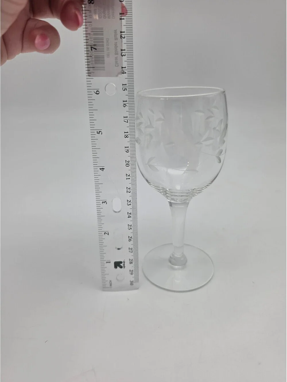Set of 6 Princess House Clear Etched Red Wine Glasses with Leaf Pattern